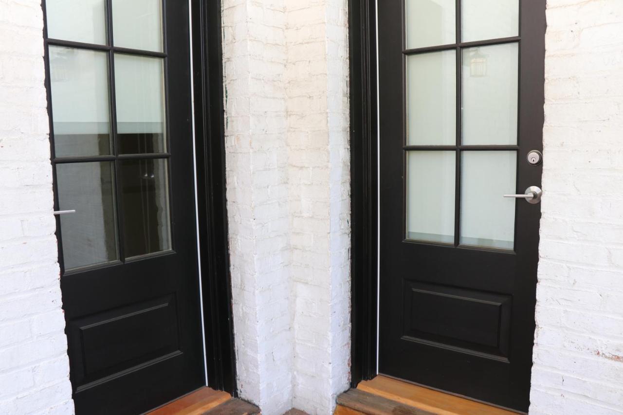 A Stylish Stay W/ A Queen Bed, Heated Floors.. #24 Brookline Exteriér fotografie